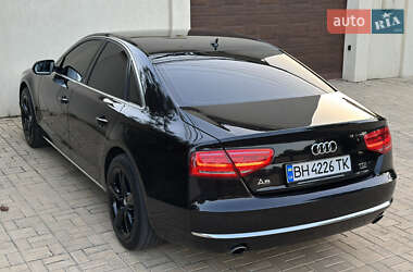 Седан Audi A8 2012 в 