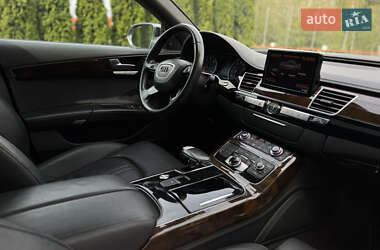 Седан Audi A8 2014 в 