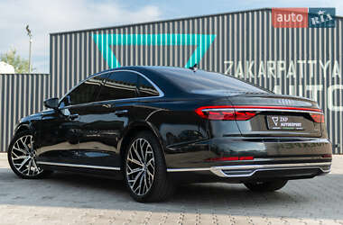 Седан Audi A8 2018 в 