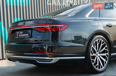 Седан Audi A8 2018 в 