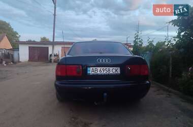 Седан Audi A8 1998 в 