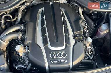 Седан Audi A8 2017 в 
