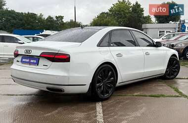 Седан Audi A8 2016 в 
