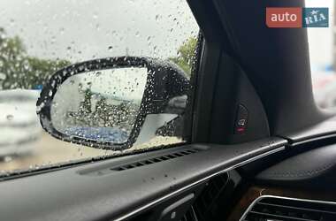 Седан Audi A8 2016 в 