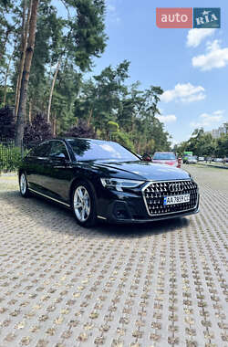 Седан Audi A8 2022 в 