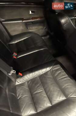 Седан Audi A8 2000 в 