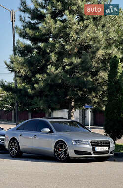 Седан Audi A8 2011 в Черновцах