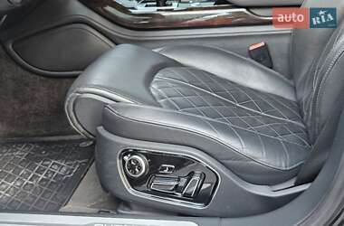 Седан Audi A8 2015 в 