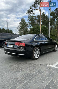 Седан Audi A8 2013 в Львове
