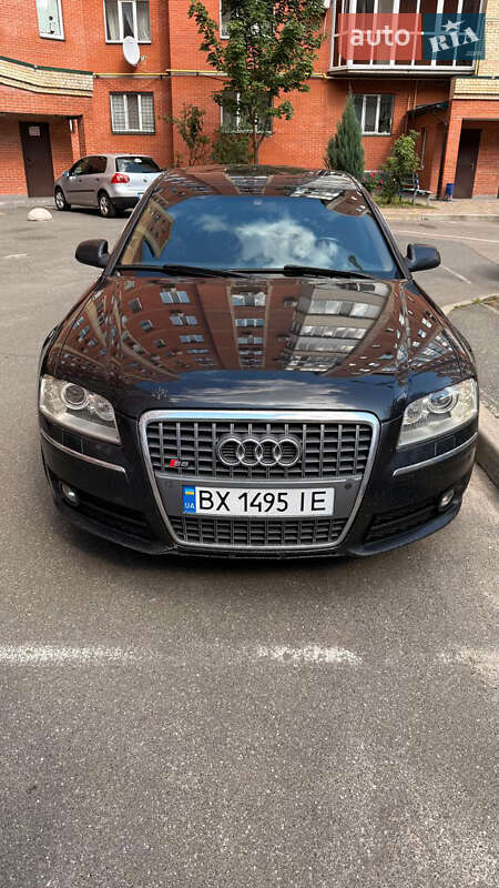 Audi A8 2005