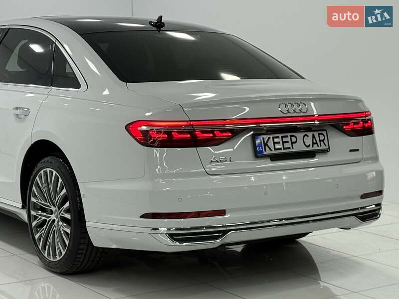 Седан Audi A8 2019 в Одессе