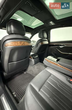 Седан Audi A8 2019 в 