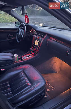 Седан Audi A8 1999 в 