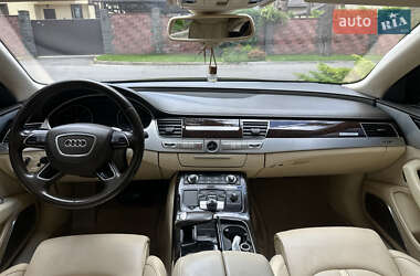 Седан Audi A8 2012 в 
