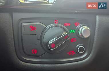 Седан Audi A8 2014 в 