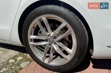 Седан Audi A8 2014 в 