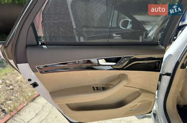 Седан Audi A8 2014 в 