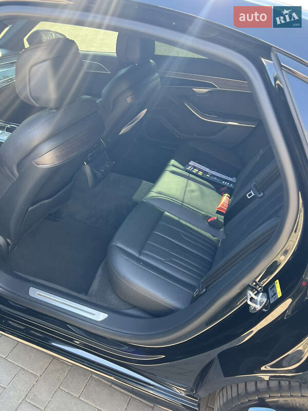 Седан Audi A8 2020 в Одессе