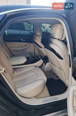 Седан Audi A8 2011 в 