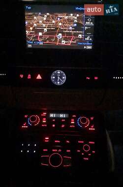 Седан Audi A8 2011 в 