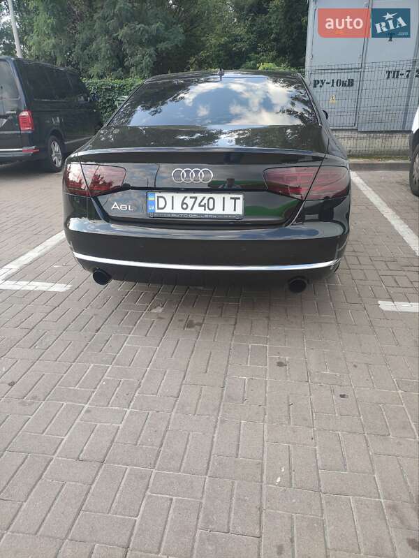Седан Audi A8 2013 в Киеве