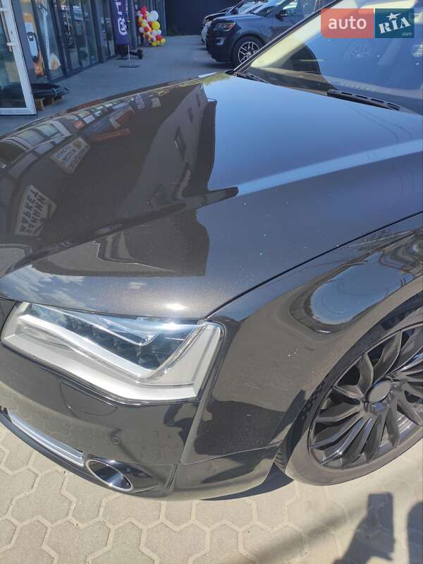 Седан Audi A8 2013 в Киеве
