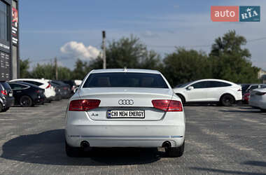 Седан Audi A8 2013 в 