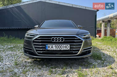 Седан Audi A8 2017 в 