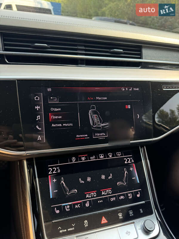 Седан Audi A8 2017 в Киеве