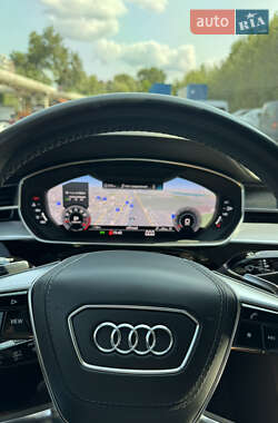 Седан Audi A8 2017 в 