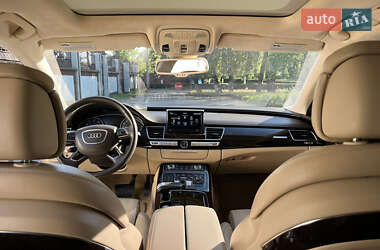 Седан Audi A8 2016 в 