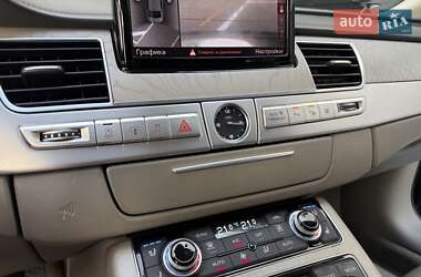 Седан Audi A8 2013 в 