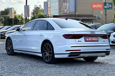 Седан Audi A8 2021 в 