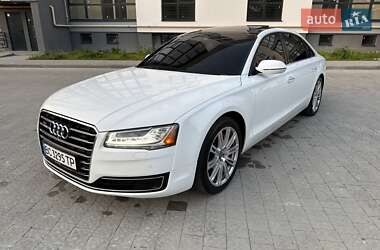 Седан Audi A8 2015 в 