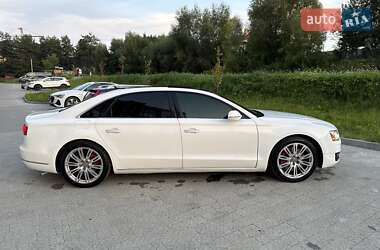 Седан Audi A8 2015 в 