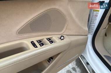 Седан Audi A8 2015 в 