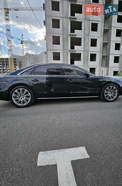 Седан Audi A8 2013 в Харкові