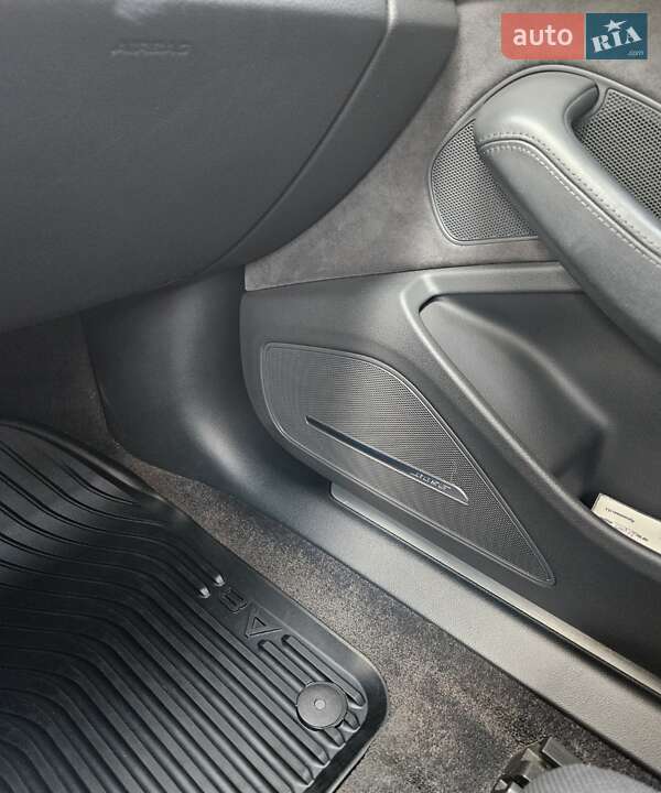 Седан Audi A8 2013 в Харькове фото 17 Седан Audi A8 2013 в Харькове