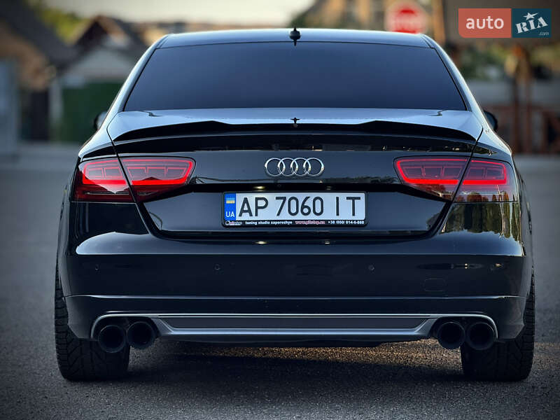 Седан Audi A8 2013 в Запорожье
