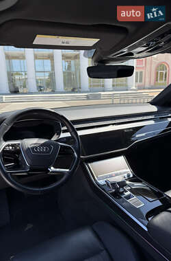 Седан Audi A8 2019 в 