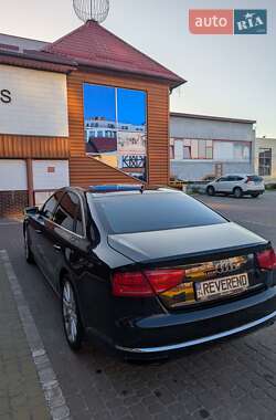 Седан Audi A8 2011 в 