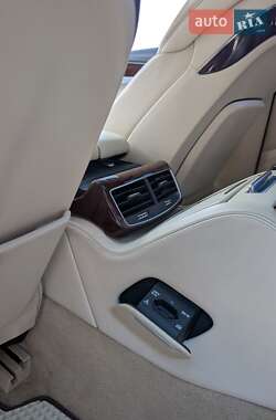 Седан Audi A8 2011 в 