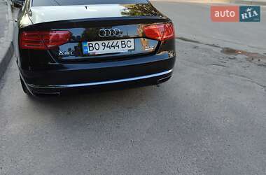 Седан Audi A8 2012 в 