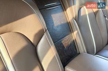 Седан Audi A8 2012 в 