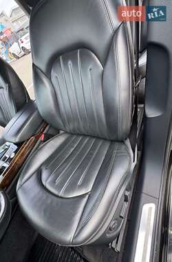 Седан Audi A8 2017 в 