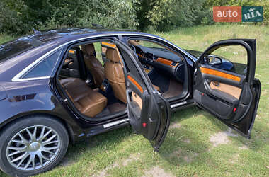 Седан Audi A8 2004 в 