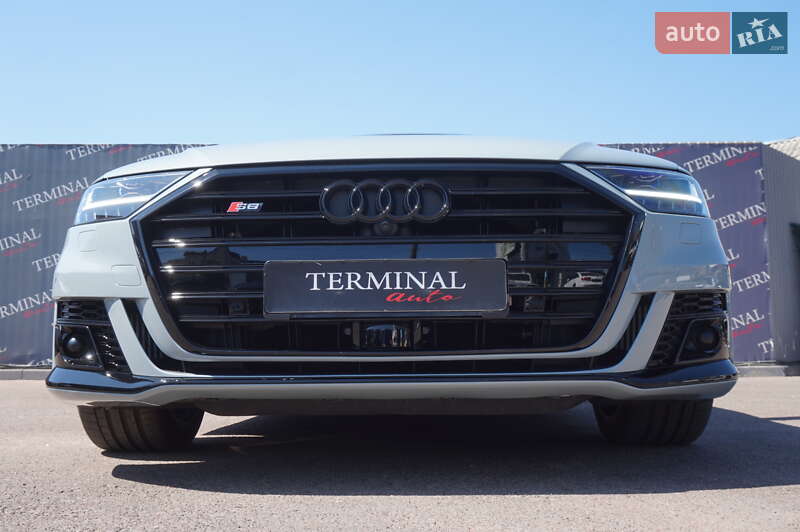Седан Audi A8 2021 в Одессе