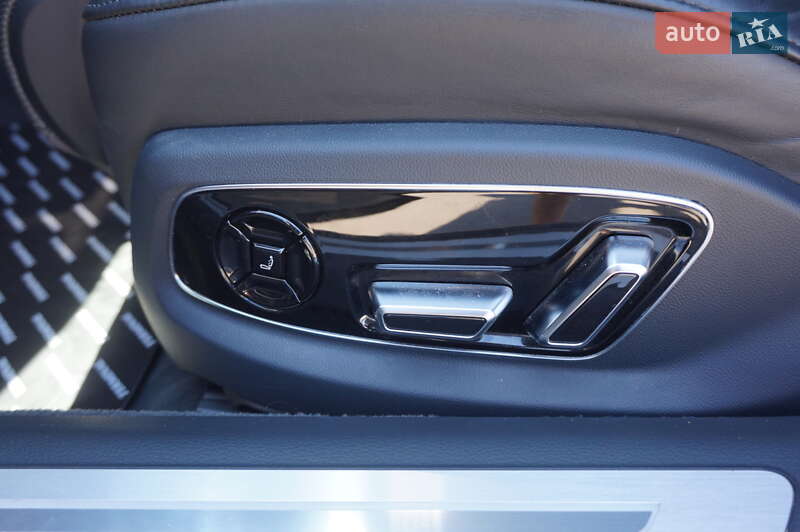 Седан Audi A8 2021 в Одессе