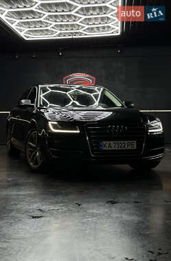 Седан Audi A8 2013 в Киеве