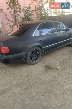 Седан Audi A8 1997 в Беляевке